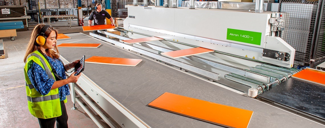 Inscape Interiors - New edge bander with panel return system MADE SMARTER